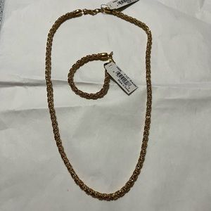 Monet Brand beautiful gold set of bracelet and necklace new in original box